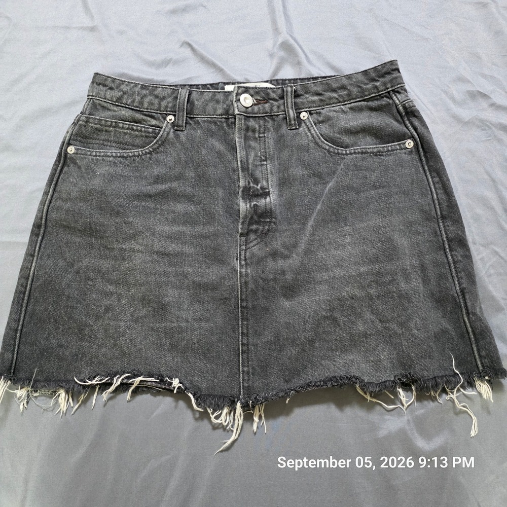 Free People We The Free Denim Mini Skirt Washed Black Frayed Hem Cinch Back 29